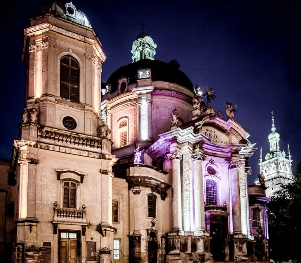 Smart Apartments Lviv Eksteriør billede